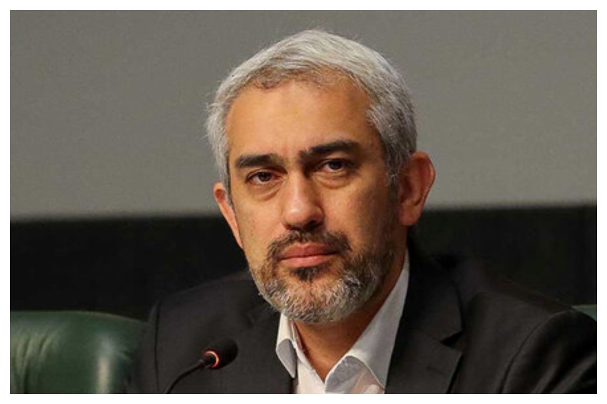 ارائه مستندات خضریان از وضعیت اسفناک گمرگ به وزیر اقتصاد