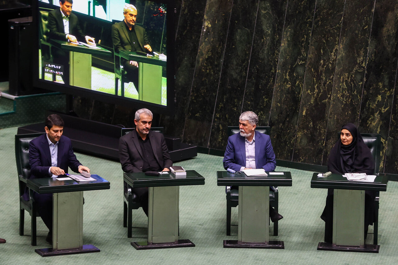 نمره مردودی مجلس به دولت