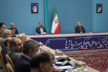 حضور جبهه پایداری در نشست با رئیس‌جمهور مصلحت نبود