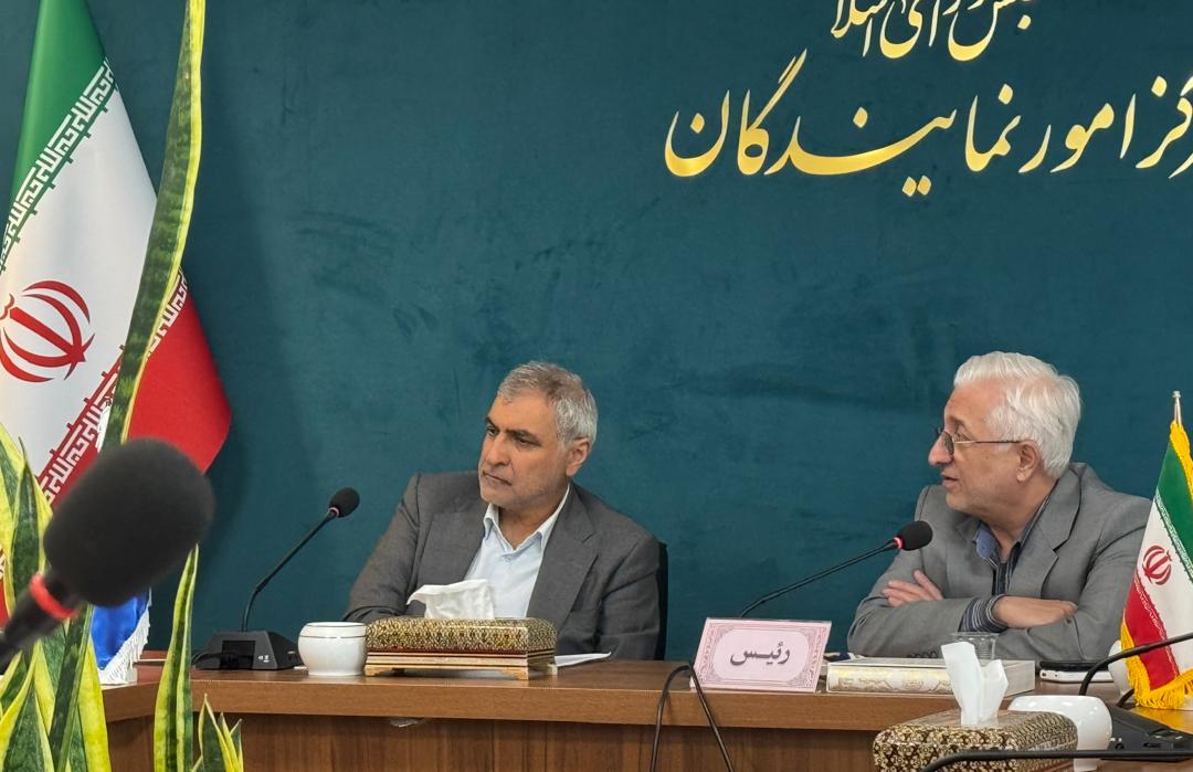 نشست نماینده اسفراین با استاندار و نمایندگان ادوار خراسان شمالی