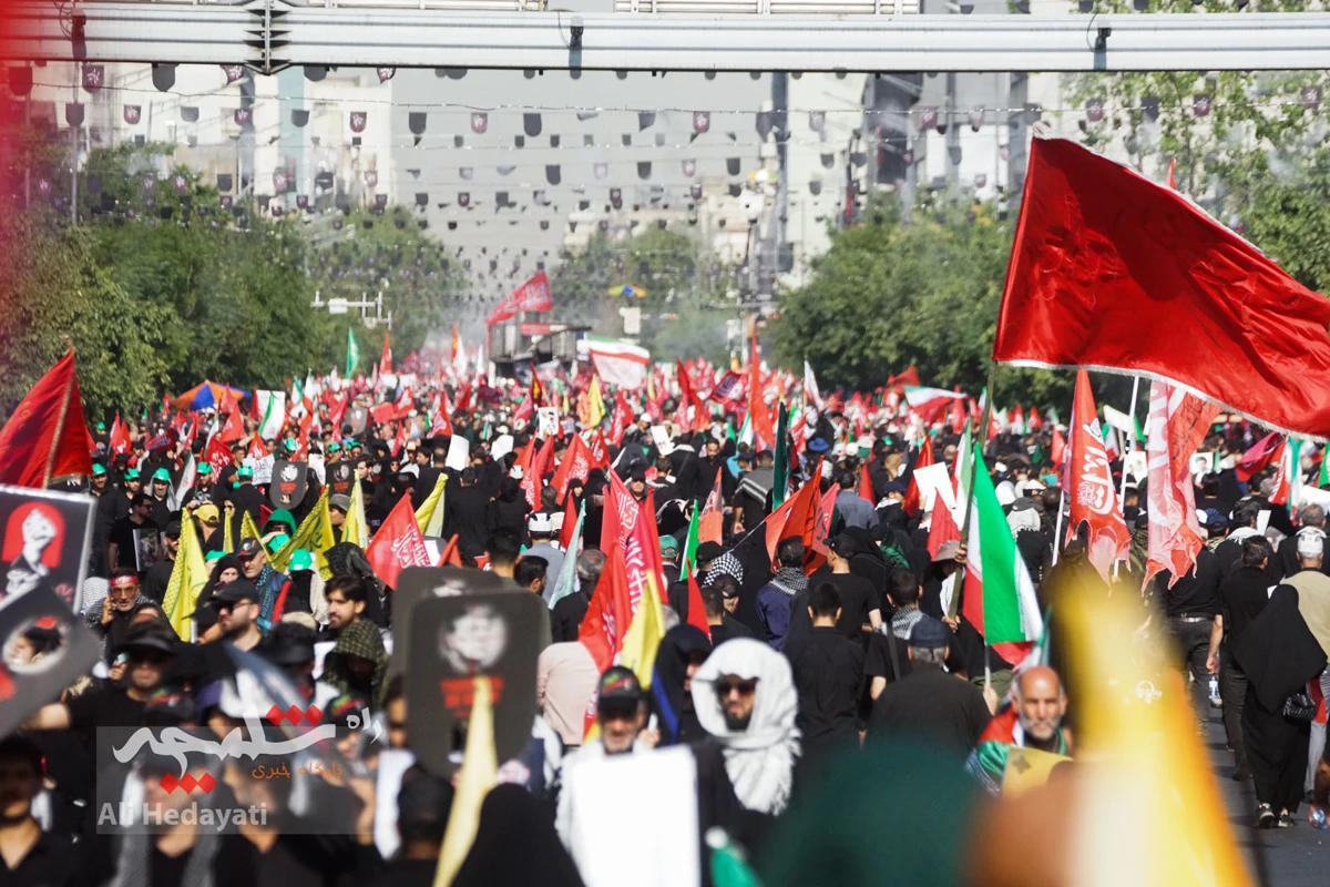 بزرگترین تشییع تاریخی جهانی در تهران +تصاویر