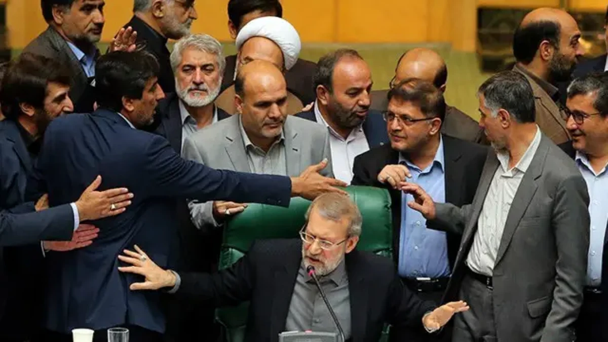انتقادات برجامی از شهید لاریجانی، درست یا غلط؟! +فیلم