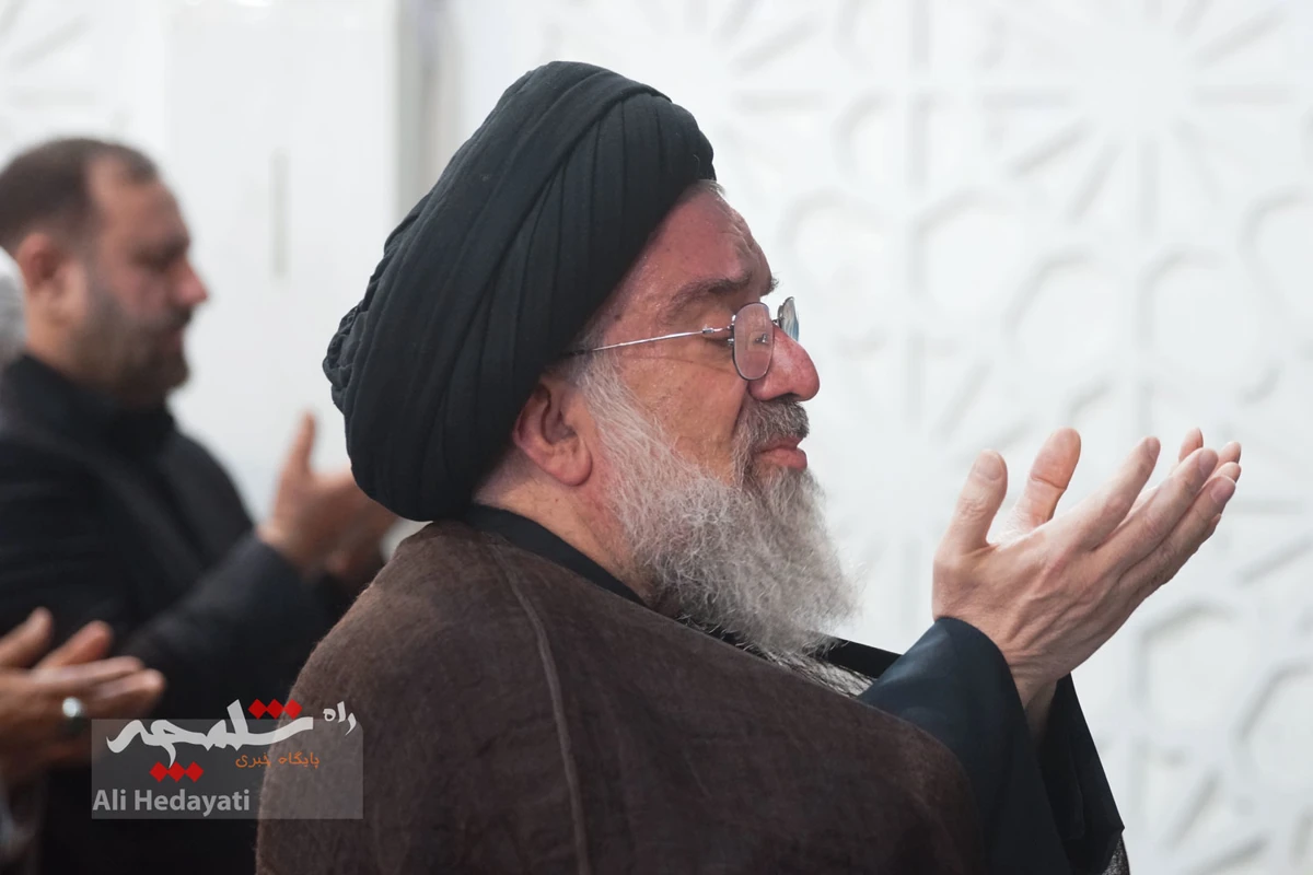 نماز جمعه تهران در آستانه وداع با آقای شهید ایران +تصاویر