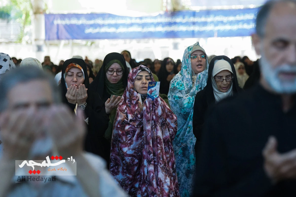 نماز عید قربان در دانشگاه تهران برگزار شد +تصاویر
