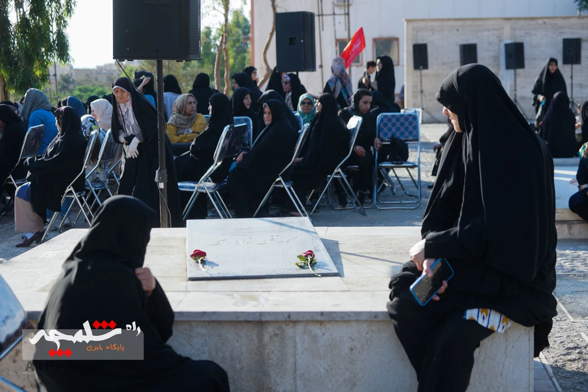 مراسم سالگرد قیام خونین ۱۵ خرداد در تهران +تصاویر