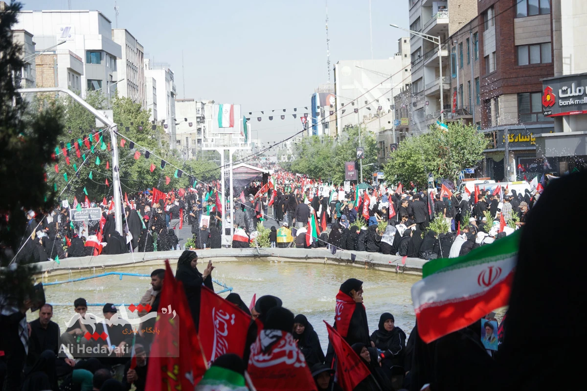 بزرگترین تشییع تاریخی جهانی در تهران +تصاویر