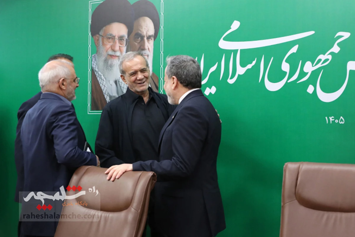 نشست خبری رئیس جمهور با خبرنگاران +تصاویر