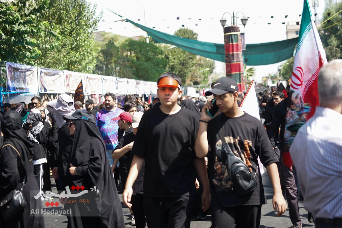طنین عشق و دلدادگی اربعینی در تهران +تصاویر