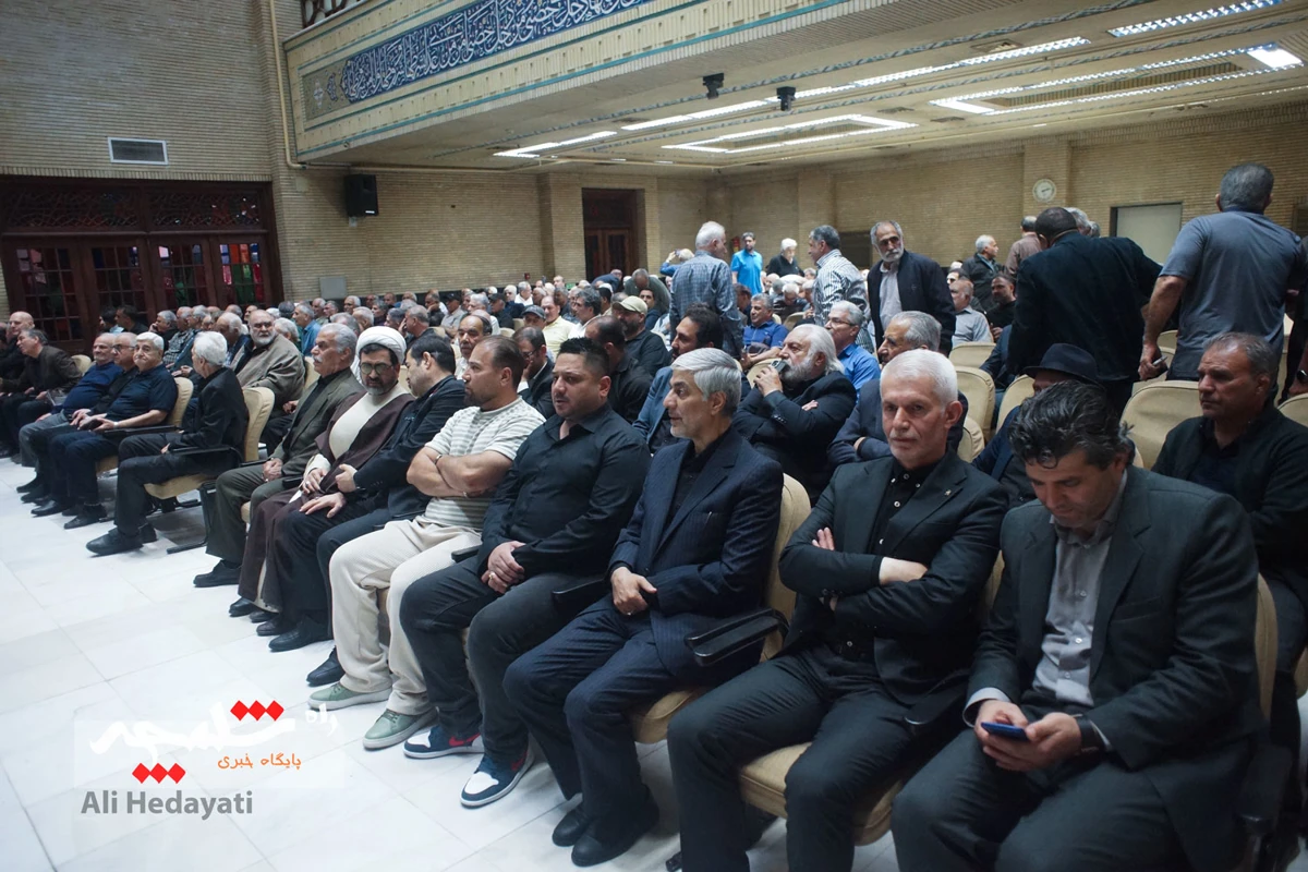  بزرگان قدیمی کشتی ایران در سوگ «آقاعبدالله موحد» +تصاویر