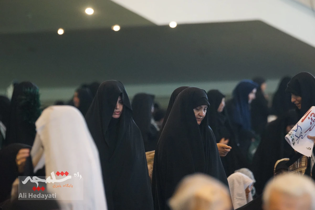 نماز جمعه پرشور تهرانی‌ها +تصاویر