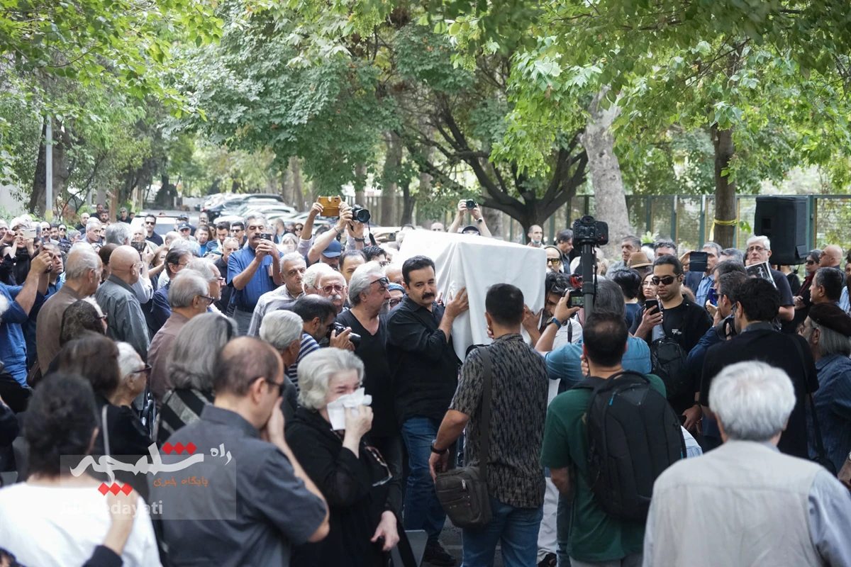 حاشیه‌های وداع با پیکر «جواد مجابی» +تصاویر