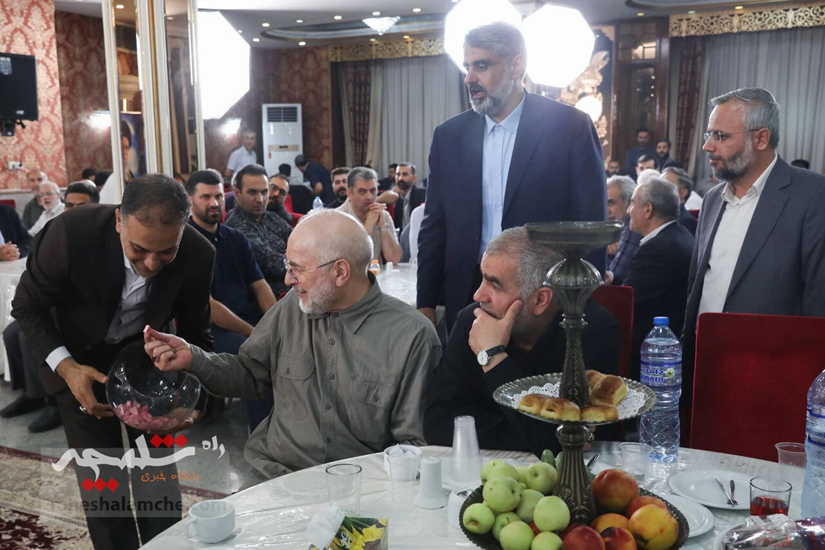 نشست خبرنگاران پارلمانی با حضور رئیس مجلس چه گذشت؟ +تصاویر