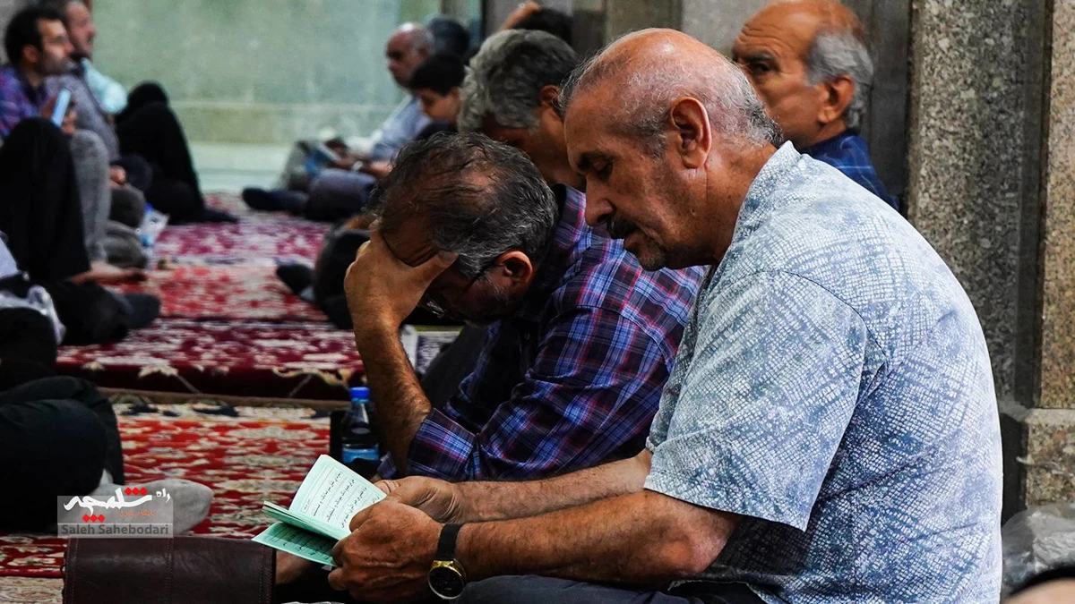 طنین دعای عرفه در حرم شاه عبدالعظیم حسنی(ع) +تصاویر