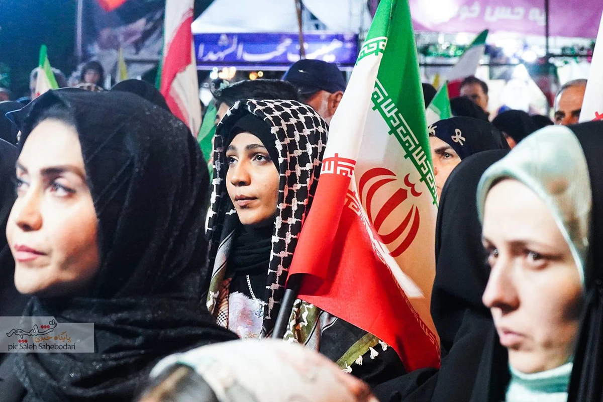 اجتماع هفتاد و هفتمین اجتماع مردمی در چهارراه کوکلا +تصاویر