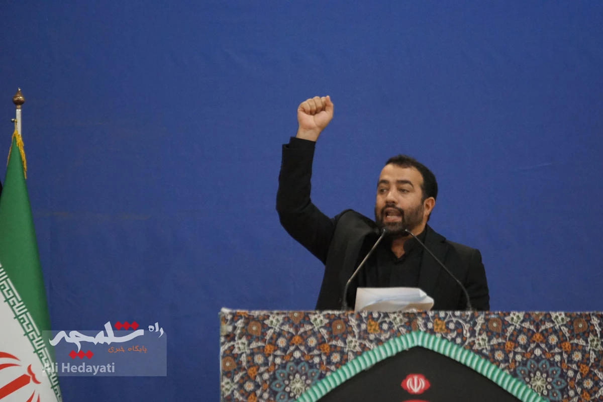 نماز جمعه تهران در آستانه وداع با آقای شهید ایران +تصاویر