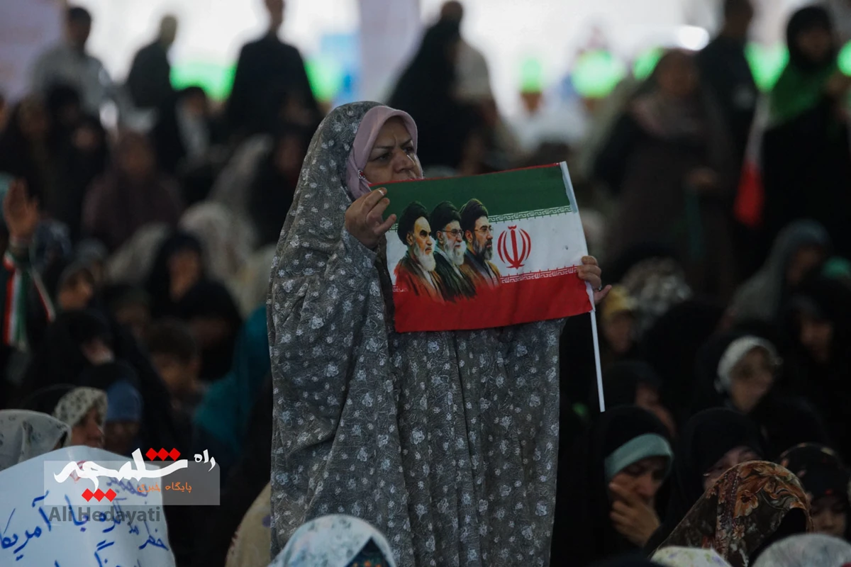 نماز عید قربان در دانشگاه تهران برگزار شد +تصاویر