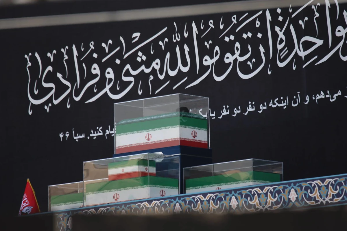 انتشار تصاویر مراسم وداع از نگاه مسعود نیک قلب 