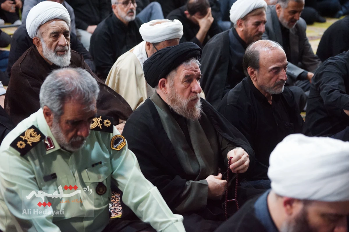 اقامه نماز جمعه تهران در چهارمین روز از ماه محرم +تصاویر