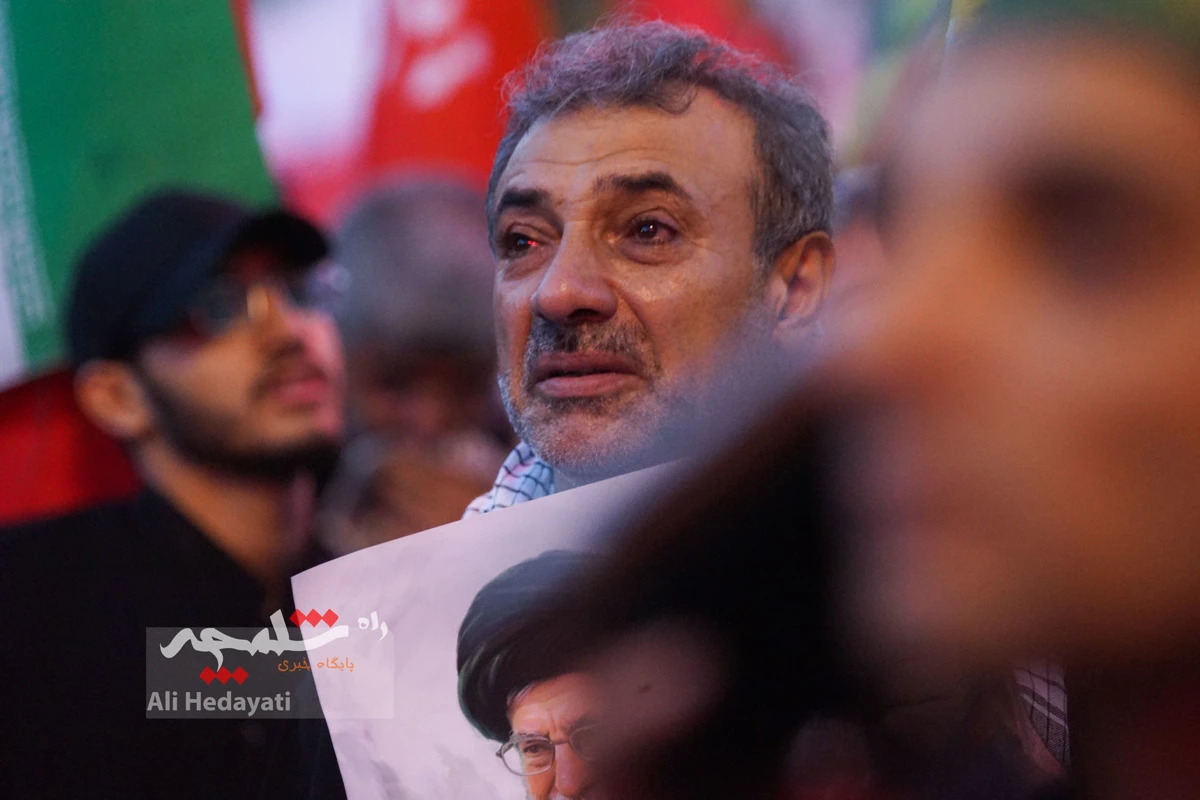 پایان وداع با شکوه با آقای شهید ایران +تصاویر