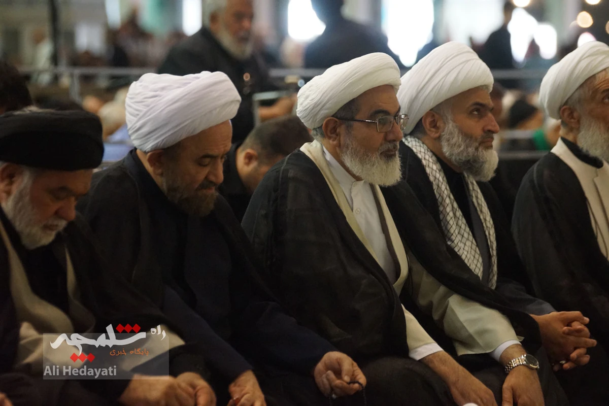 نماز جمعه پرشور تهرانی‌ها +تصاویر