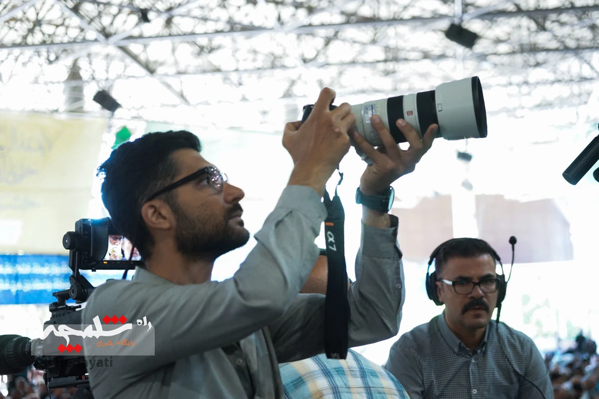 نماز عید قربان در دانشگاه تهران برگزار شد +تصاویر