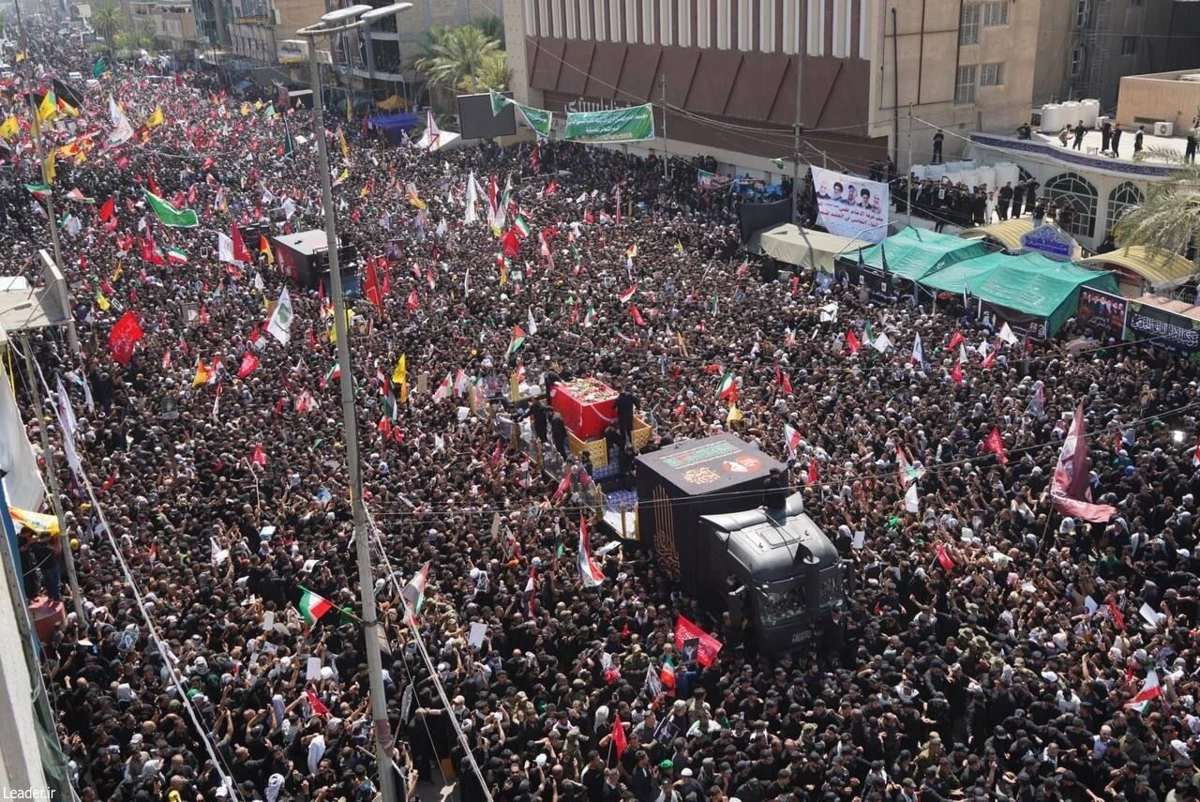تشییع باشکوه رهبر شهید ایران در نجف اشرف +تصاویر