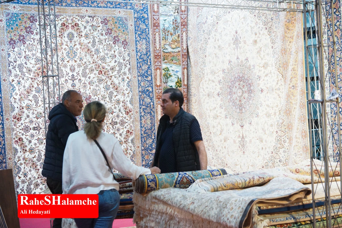 افتتاح نمایشگاه فرش دست‌بافت با حضور شهباز حسن‌پور در تهران +تصاویر