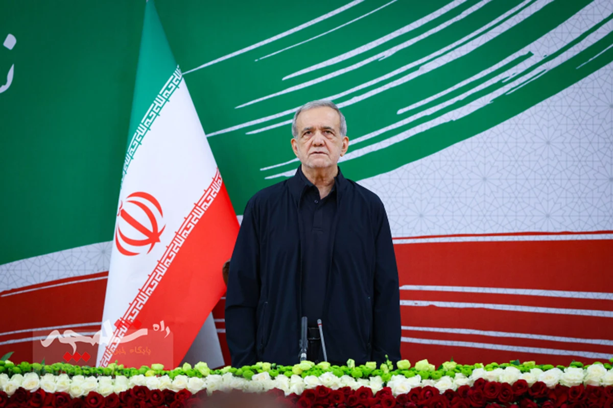نشست خبری رئیس جمهور با خبرنگاران +تصاویر