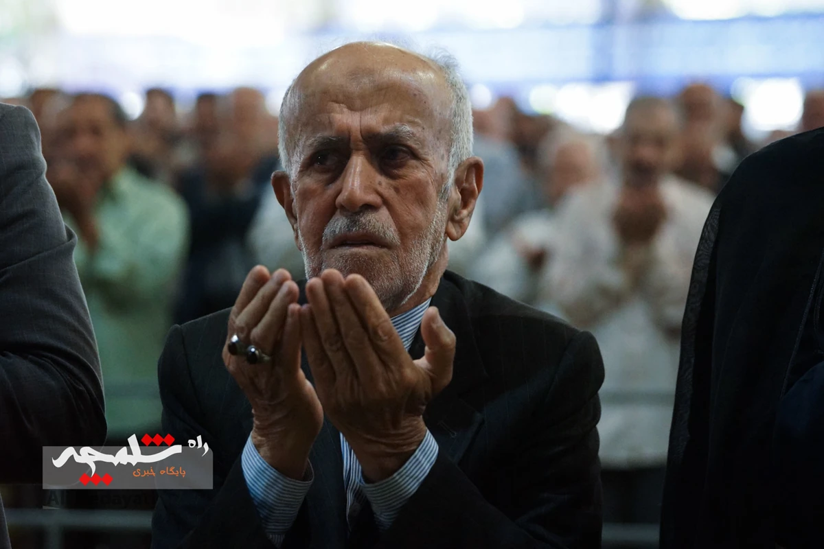 نماز عید قربان در دانشگاه تهران برگزار شد +تصاویر