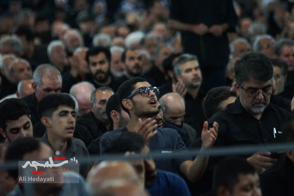 اقامه نماز جمعه تهران در چهارمین روز از ماه محرم +تصاویر