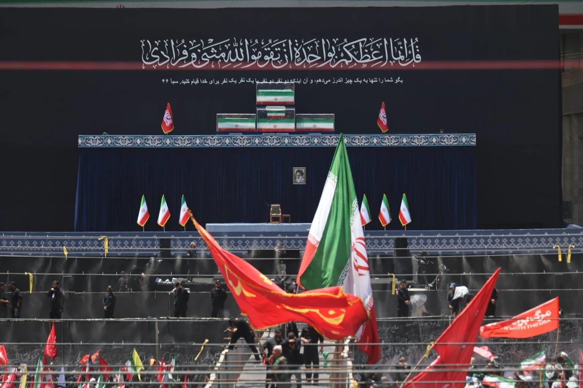 انتشار تصاویر مراسم وداع از نگاه مسعود نیک قلب 