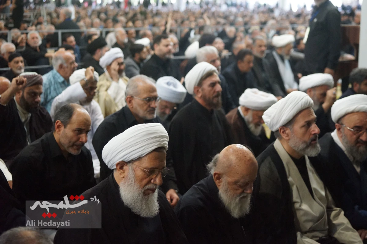 نماز جمعه تهران در آستانه وداع با آقای شهید ایران +تصاویر