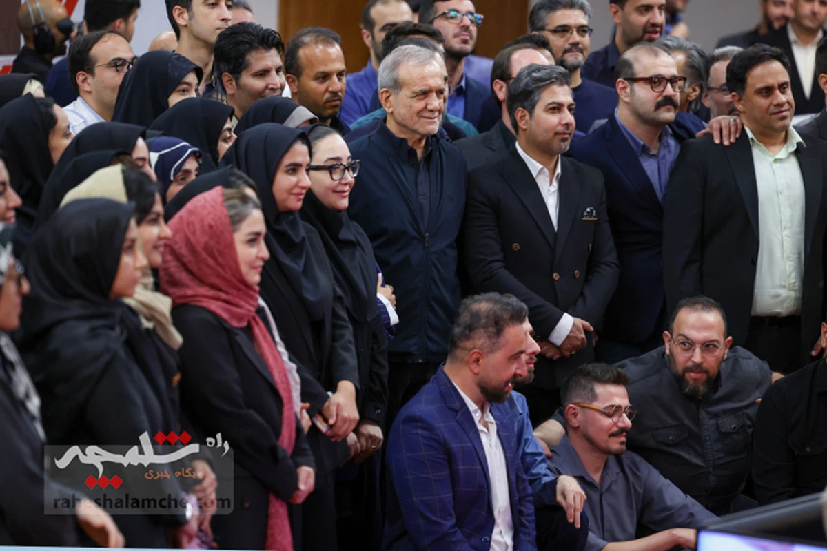 نشست خبری رئیس جمهور با خبرنگاران +تصاویر