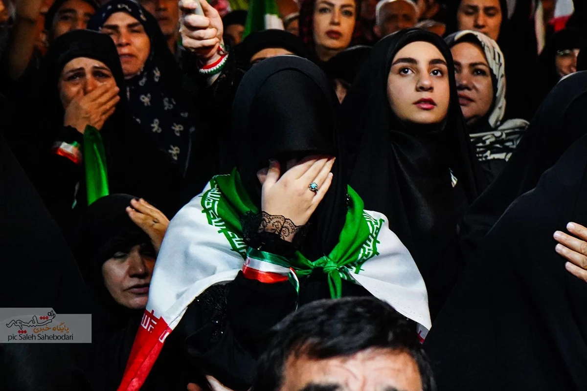اجتماع هفتاد و هفتمین اجتماع مردمی در چهارراه کوکلا +تصاویر