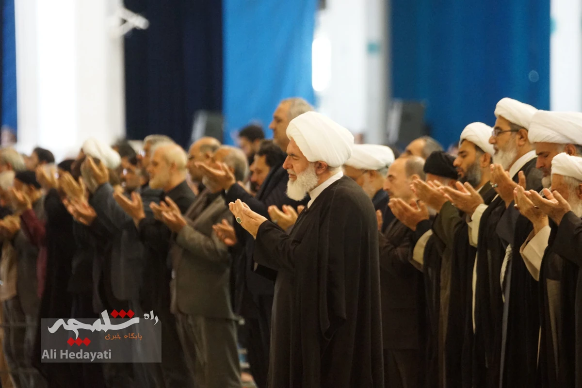 نماز جمعه پرشور تهرانی‌ها +تصاویر
