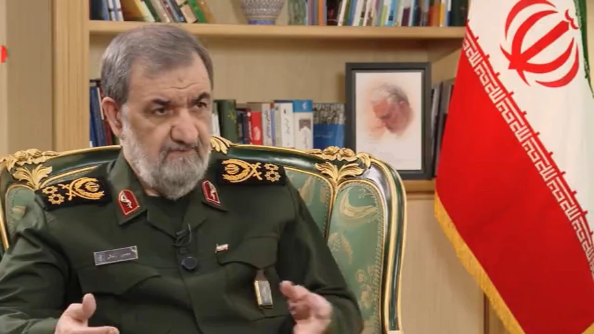 ما دیگر مثل گذشته مثل یک بچه مؤدبی نمی‌رویم پشت میز بنشینم