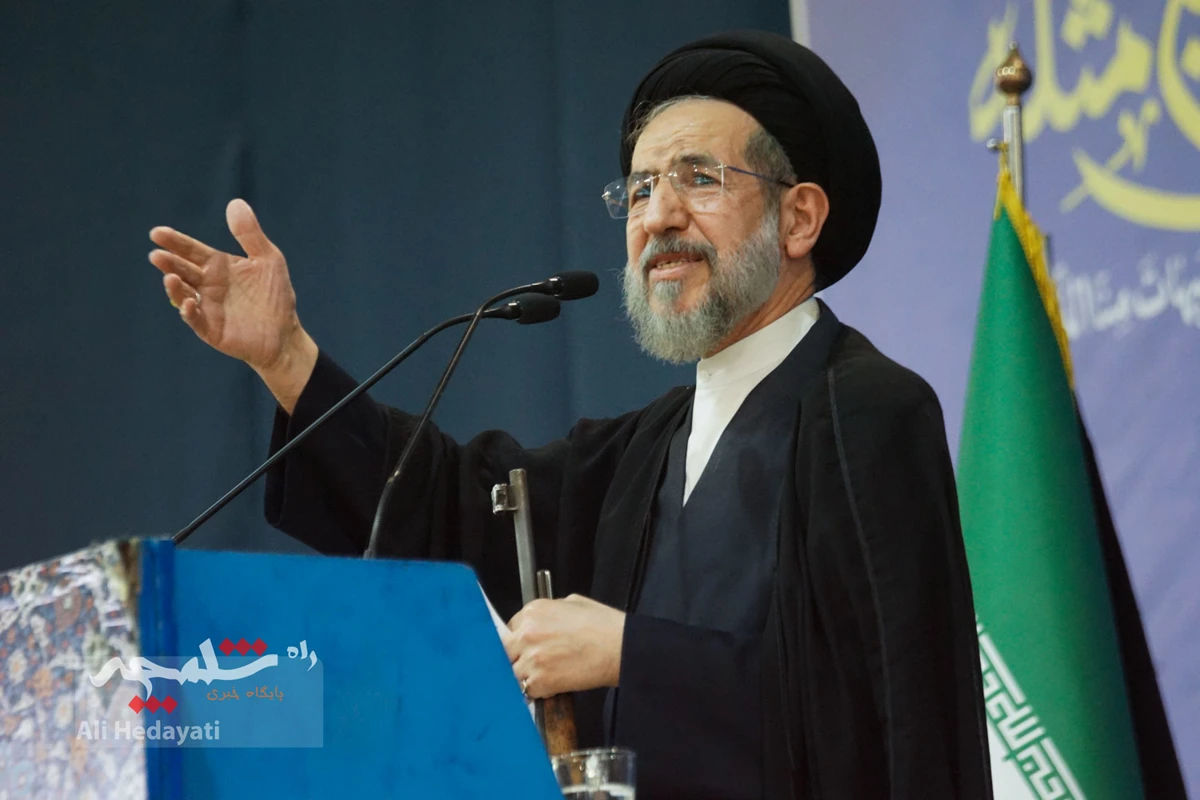 اقامه نماز جمعه تهران در چهارمین روز از ماه محرم +تصاویر