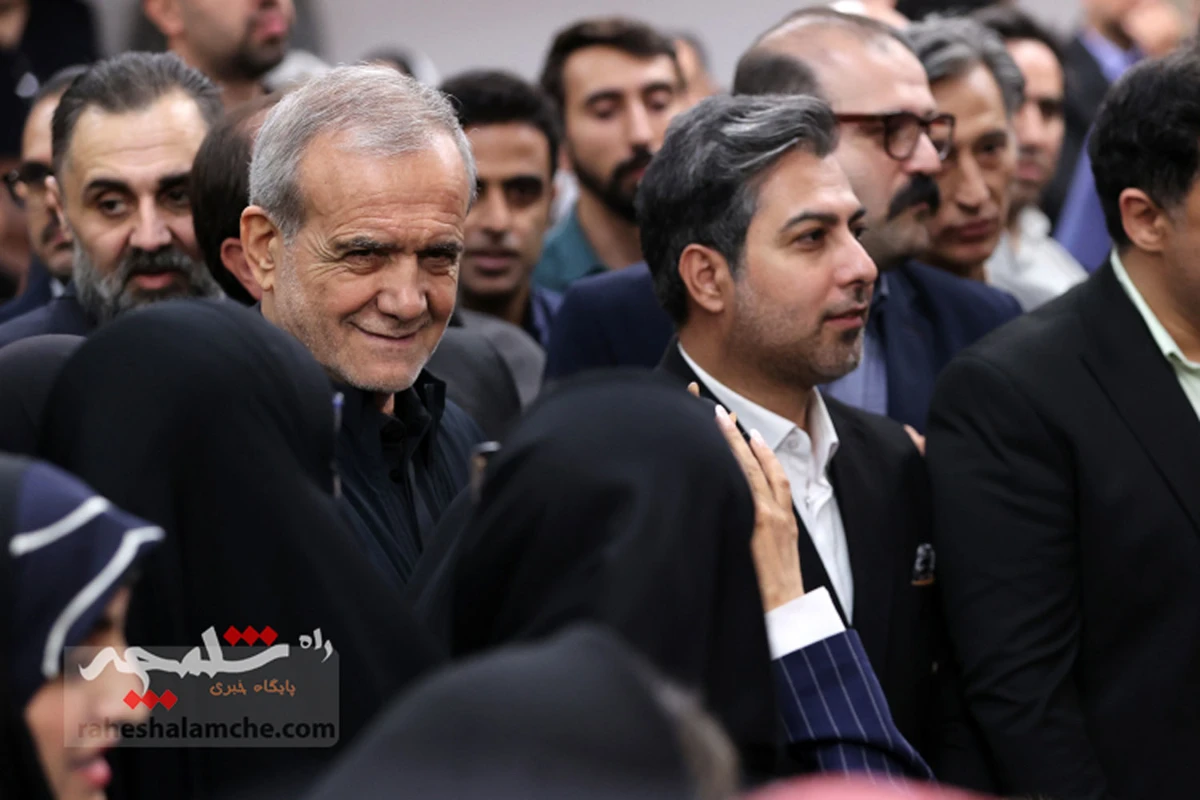نشست خبری رئیس جمهور با خبرنگاران +تصاویر