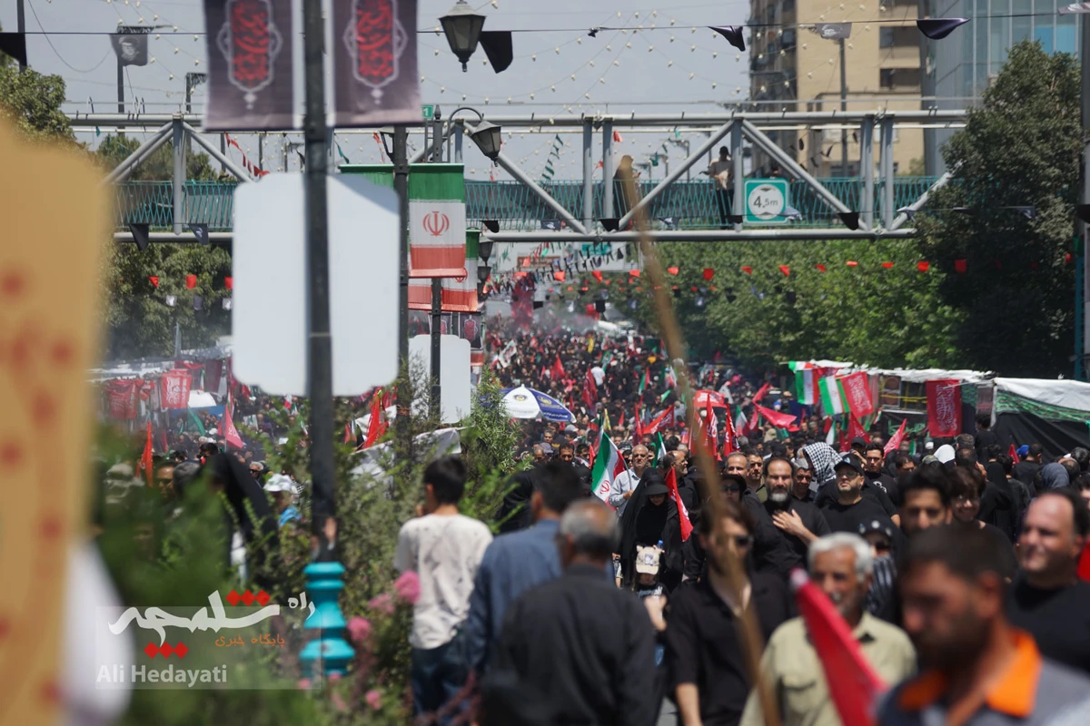 طنین عشق و دلدادگی اربعینی در تهران +تصاویر