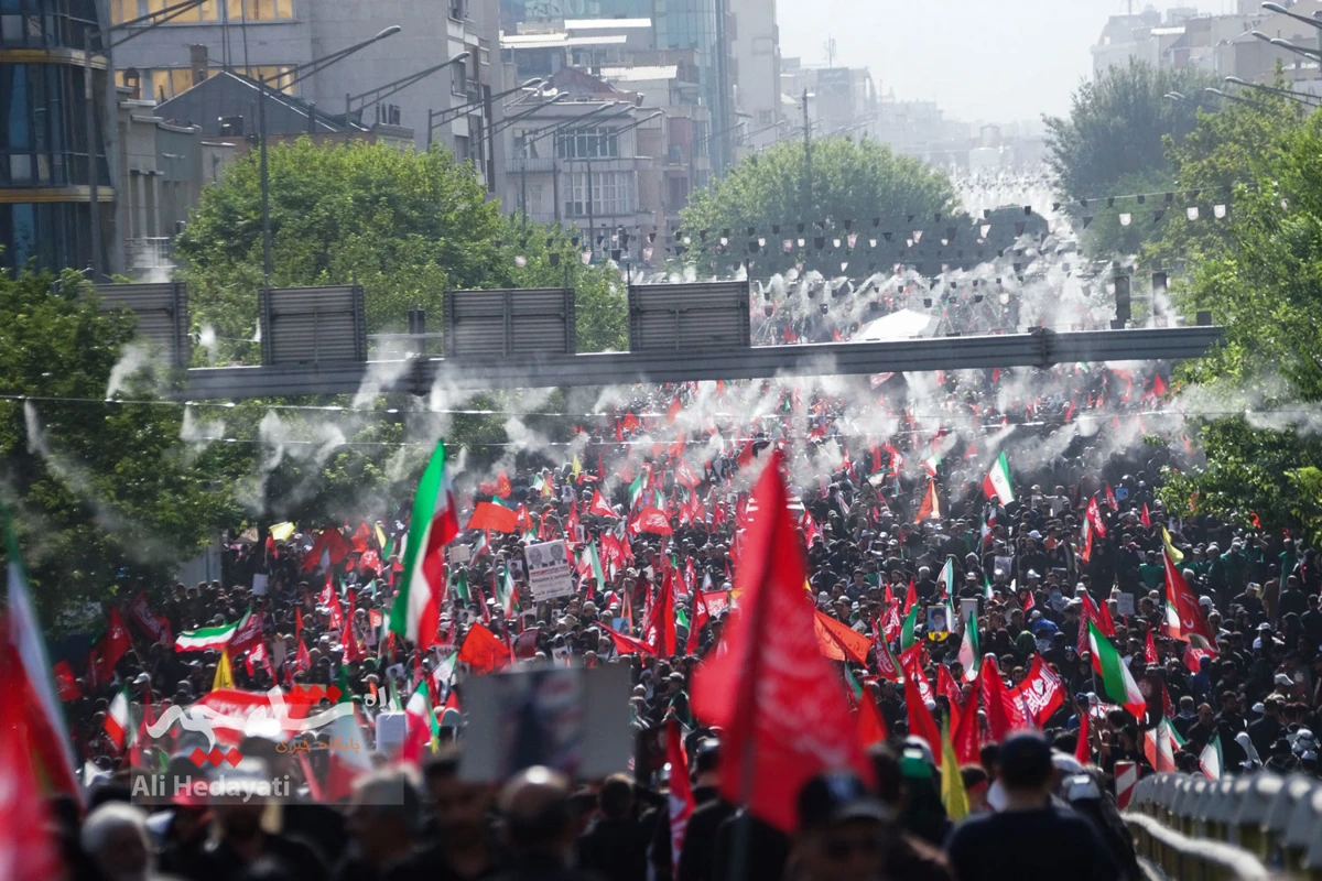 بزرگترین تشییع تاریخی جهانی در تهران +تصاویر