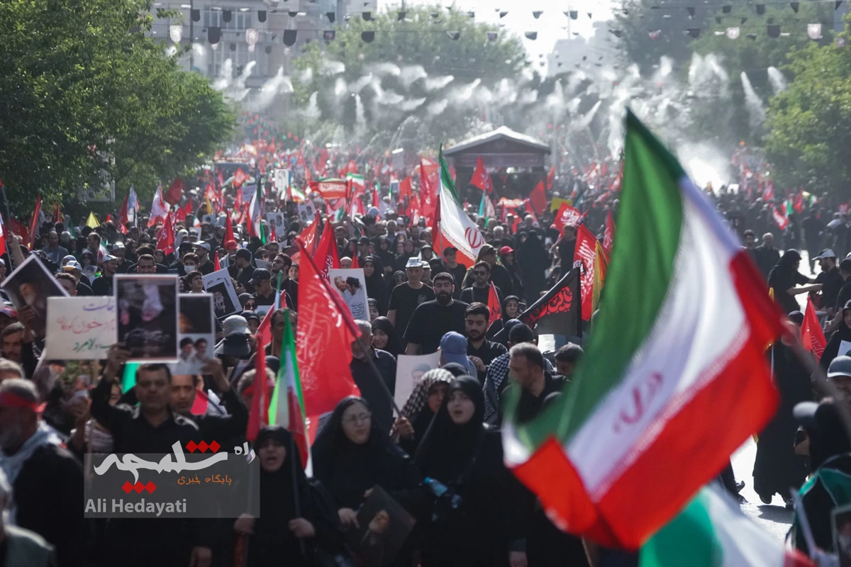 بزرگترین تشییع تاریخی جهانی در تهران +تصاویر