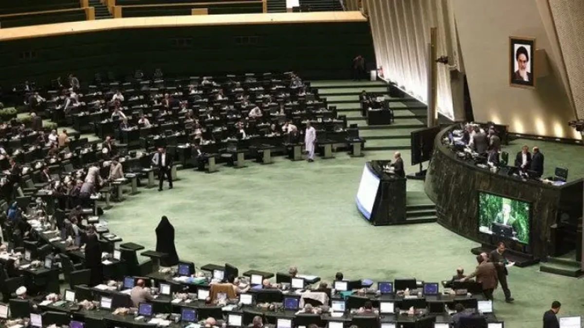 صدای نمایندگان مجلس برای مروجان فرهنگ برهنگی در آمد