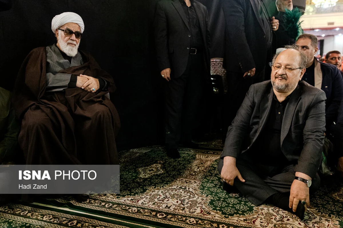 مراسم یادبود شهدای خانواده رهبر انقلاب در حرم عبدالعظیم(ع) +تصاویر