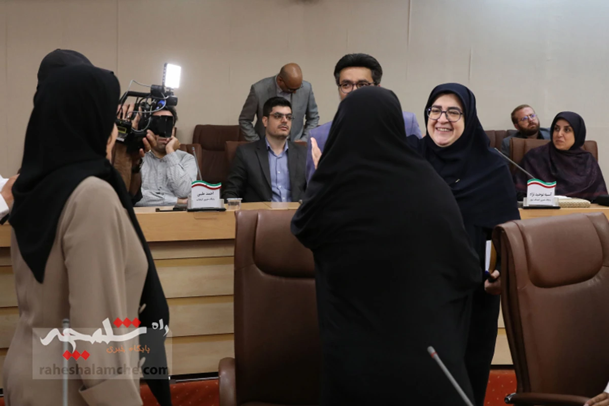 نشست خبری رئیس جمهور با خبرنگاران +تصاویر