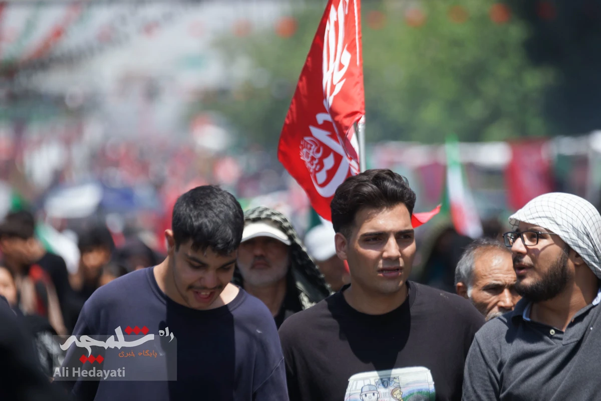 طنین عشق و دلدادگی اربعینی در تهران +تصاویر