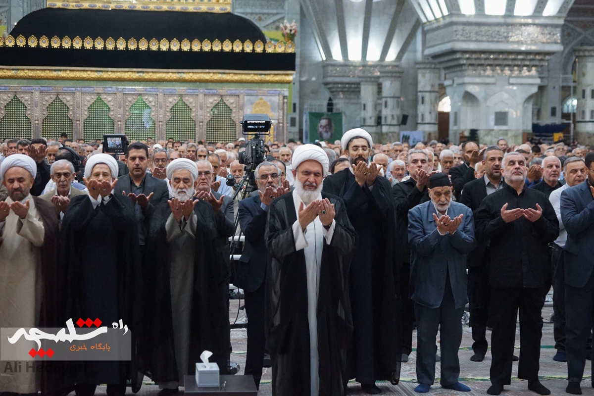 نماز جمعه این هفته تهران در حرم امام خمینی(ره) برگزار شد +تصاویر
