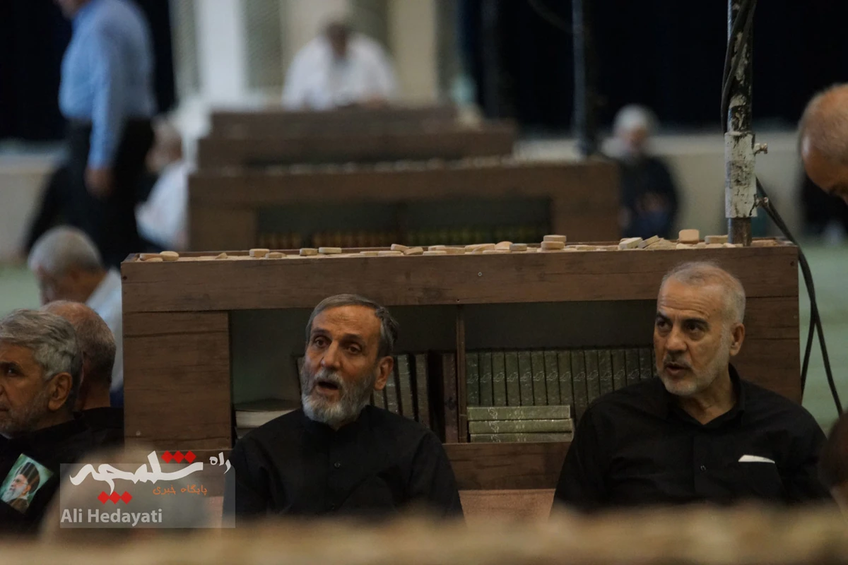نماز جمعه پرشور تهرانی‌ها +تصاویر