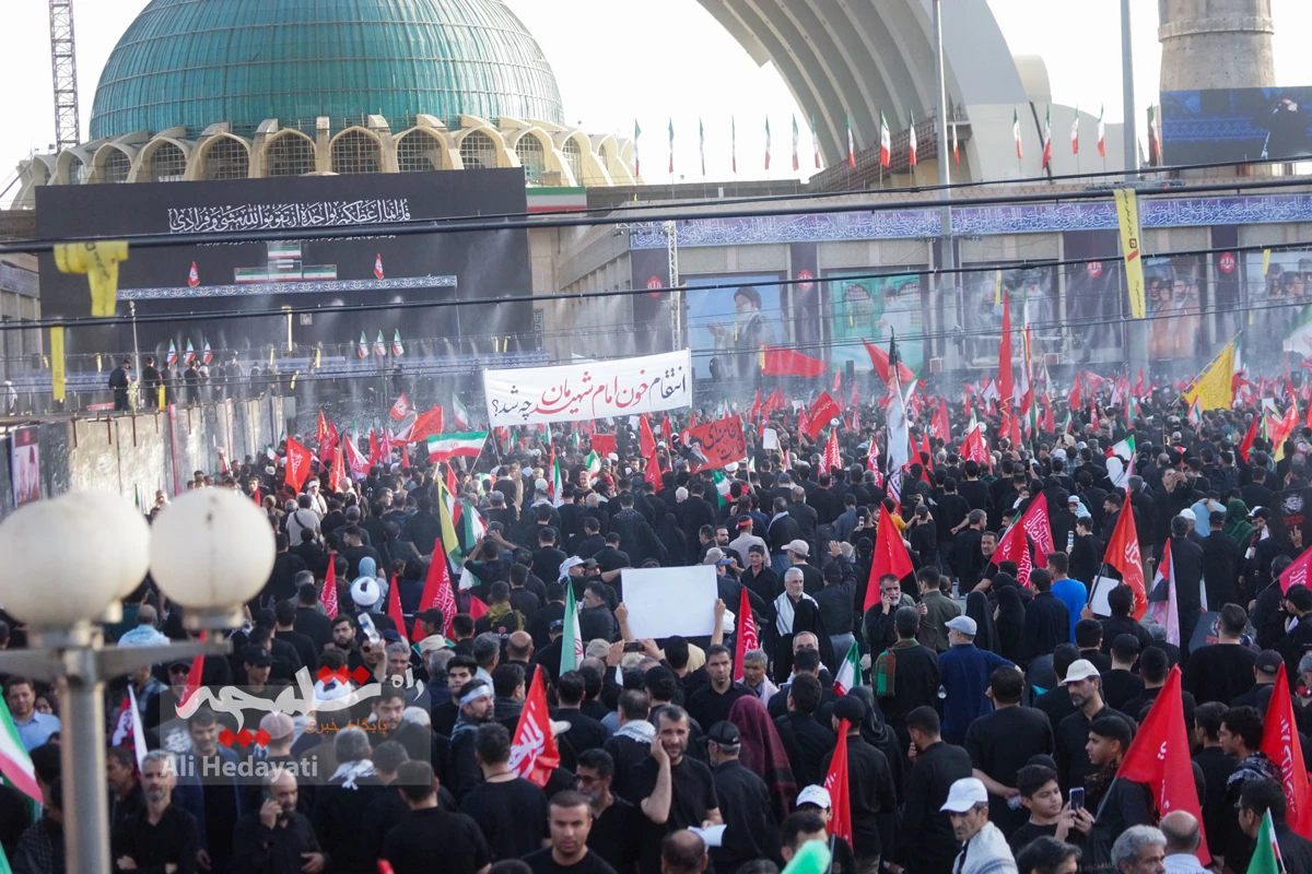 پایان وداع با شکوه با آقای شهید ایران +تصاویر