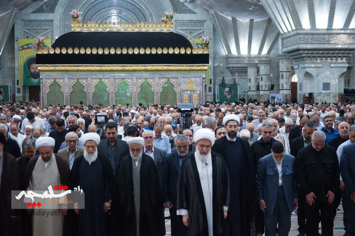 نماز جمعه این هفته تهران در حرم امام خمینی(ره) برگزار شد +تصاویر