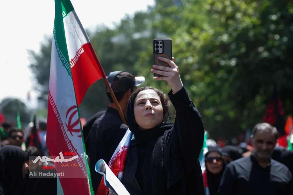بزرگترین تشییع تاریخی جهانی در تهران +تصاویر